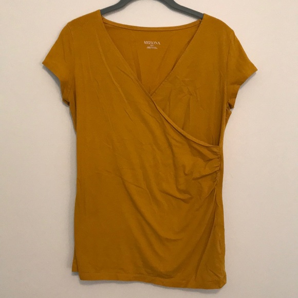 Sunny “wrap” shirt ☀️ - Picture 2 of 4